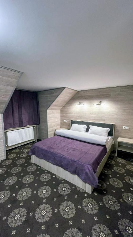 Royal Bucovina Residence Adults Only-Self Check-In Кымпулунг-Молдовенеск Экстерьер фото