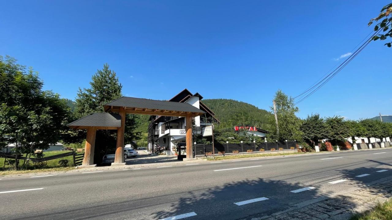 Royal Bucovina Residence Adults Only-Self Check-In Кымпулунг-Молдовенеск Экстерьер фото