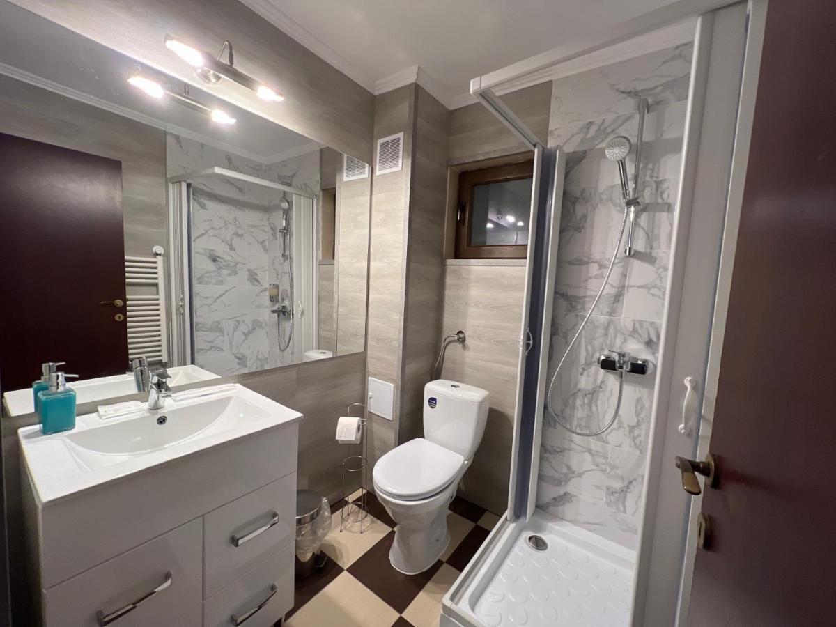 Royal Bucovina Residence Adults Only-Self Check-In Кымпулунг-Молдовенеск Экстерьер фото