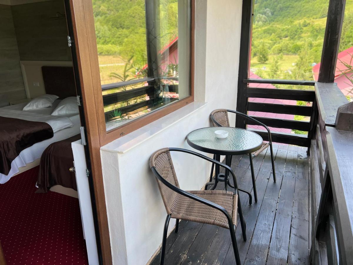 Royal Bucovina Residence Adults Only-Self Check-In Кымпулунг-Молдовенеск Экстерьер фото