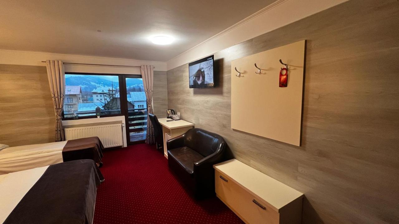 Royal Bucovina Residence Adults Only-Self Check-In Кымпулунг-Молдовенеск Экстерьер фото